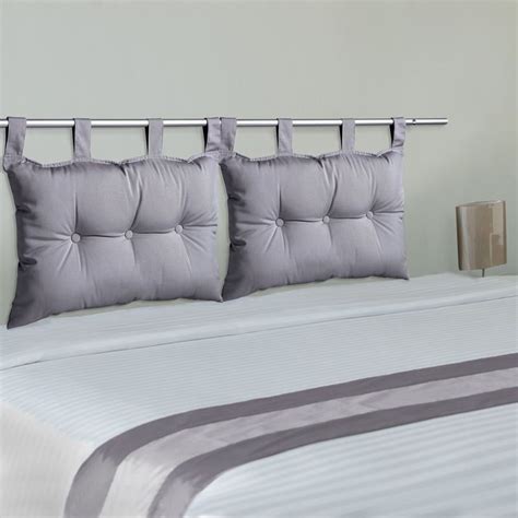 Tete de lit pour sommier en 160 cm en tissu gris clair transformation de meubles tapis salon pas cher et tissu gris. Comment coudre une tête de lit? - BricoBistro