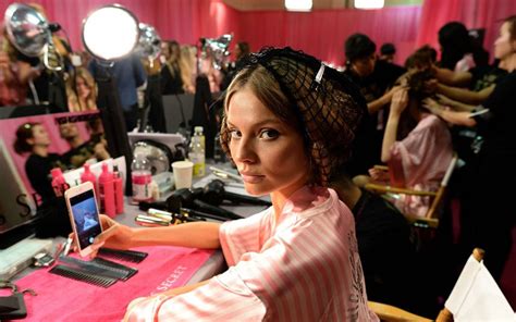 Victorias Secret Fashion Show 2015 Backstage In Pictures