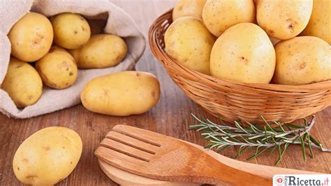 Eppure, continuano a consumare una serie di alimenti dietetici che fanno ingrassare, a loro insaputa. La scienza ha parlato: ecco i 4 cibi che fanno ingrassare ...