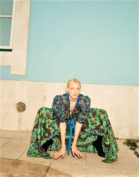 Emma Tempest Captures Maggie Maurer For Vogue Germany — Anne Of