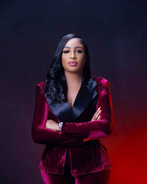 Beauty Queen Dabota Lawson Looks Ravishing As She Celebrates Her Birthday Today Gistmania