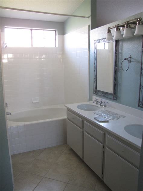 Display this unique tile in a herringbone pattern is a great option for creating a strong focal point, whether it be splashback or a feature wall tile. Silver 12x24 Vein Cut Travertine Tile Shower Surround ...