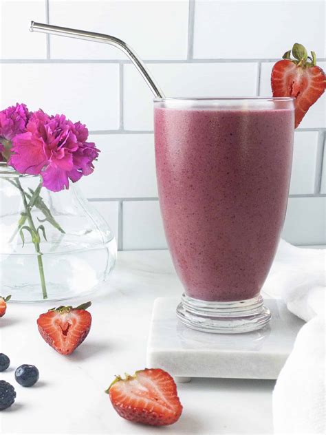 Mixed Berry Smoothie - The Dairy-Free Menu