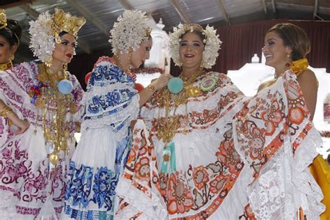Polleras Que Fueron Premiadas En El Festival Nacional De La Pollera Panam Am Rica