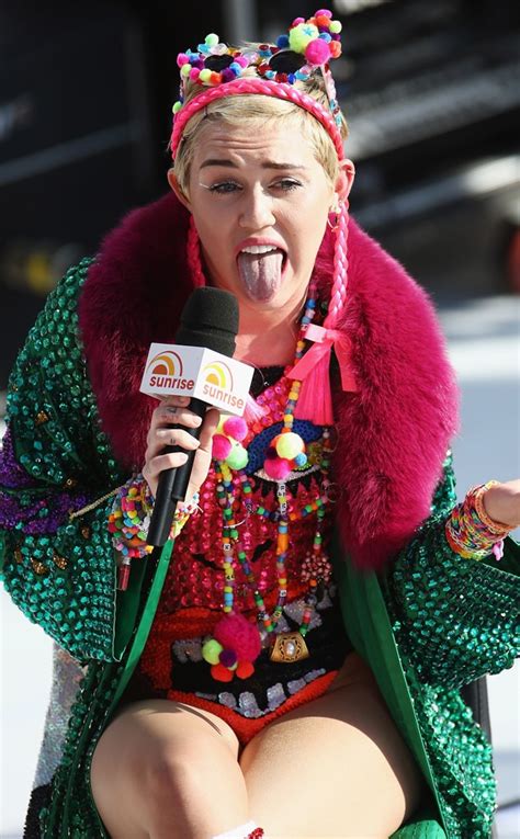 Miley Cyrus From The Big Picture Today S Hot Photos E News