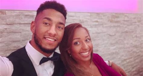 Tony yoka a un style technique reconnu, avec des qualités hors du commun. Les sms flippants de Tony Yoka à Estelle Mossely