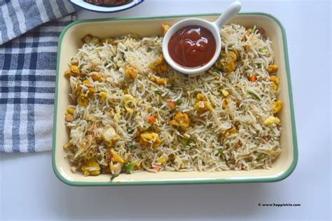 Chicken fried rice is an indo chinese version of fried rice where boneless chicken strips are added into the fried rice. Chicken Fried Rice | Fried rice, Indian food recipes, Fries