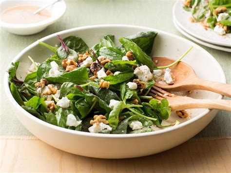 Spinach Salad With Goat Cheese And Walnuts Recipe Food Network