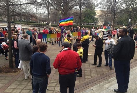 Judicial Chaos Complicates Same Sex Marriage In Alabama Wbhm 903