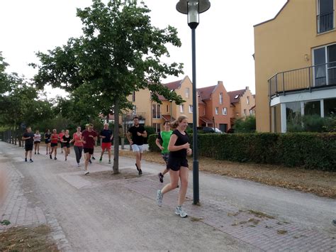 Wenn sie erfahrungen mit diesem unternehmen gesammelt haben, teilen sie diese hier mit anderen seitenbesuchern. Barmer AZUBI-Lauf, 12. Vorbereitungstraining - Sparda-Bank ...