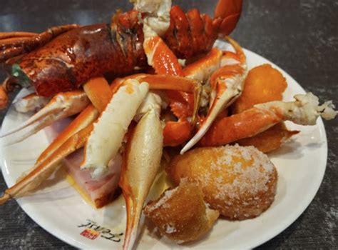 Dine On Crabs And More When You Eat At Feast Buffet In Washington