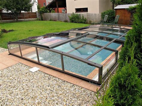 Public swimming pool in santa rosa de toay, la pampa, argentina. IPC Viva Enclosure