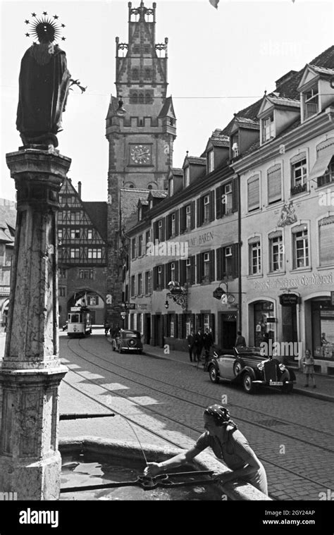 Historische Stadt Der Brunnen Black And White Stock Photos And Images Alamy