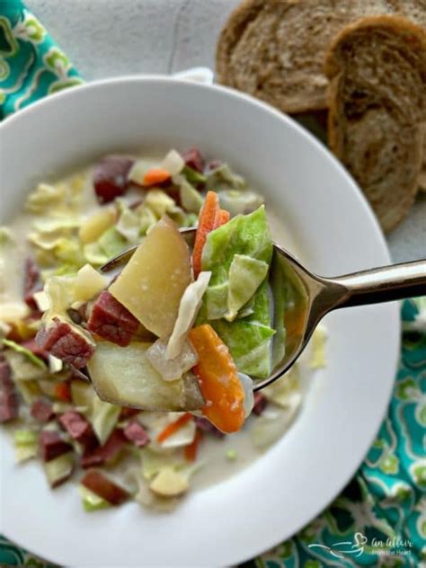 They create such a wonderfully comforting flavor and texture this whole30 cabbage soup is quite forgiving with substitutions and additions. Creamy Corned Beef & Cabbage Soup - perfect for leftover Corned Beef!