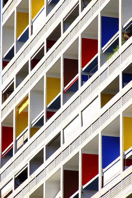 Le Corbusier and his visionary architecture on a human ...
