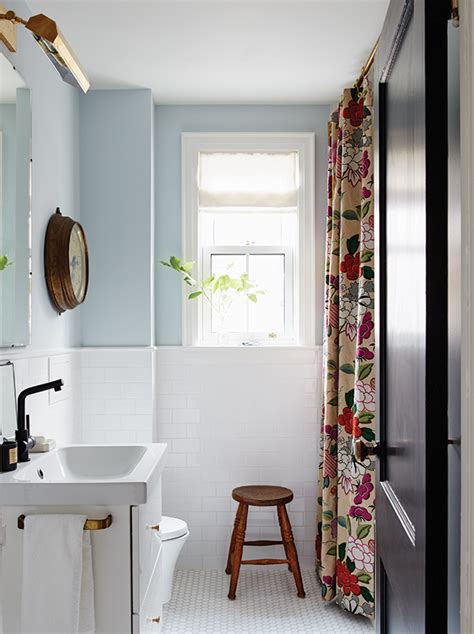 18 Small Bathrooms And Powder Rooms With Big Style House And Home
