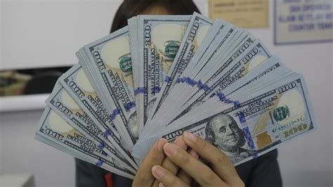 Yang jelas, pengaruh renminbi makin besar. AS vs China, Mata Uang Negara Berkembang Sulit Lawan Dolar ...