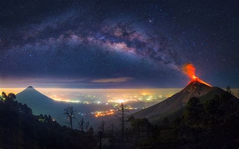 When shooting the milky way, you usually want to shoot between one week before and one week after a new moon for best results. volcano, Milky Way, Guatemala, Nature, Space, Horizon ...