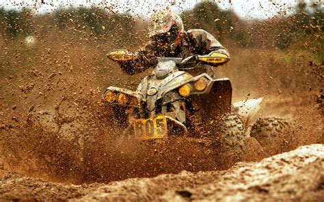 What Is Mud Racing With Pictures