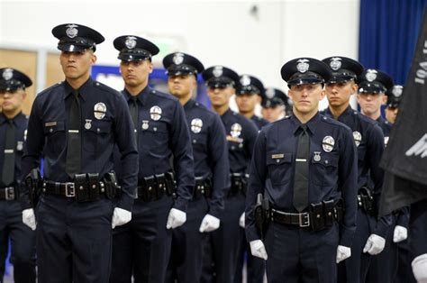 Police Academy Graduates 31 New Lapd Officers Daily News