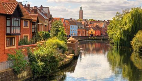 Norwich is a city in norfolk, east anglia which is in eastern england. Norwich - UK Specialist Watches