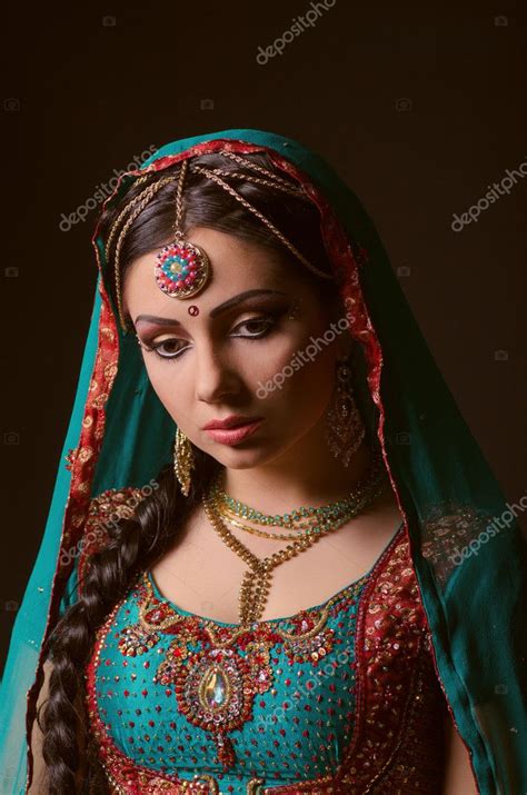 krásná indická princezna v národních krojích Stock Fotografie