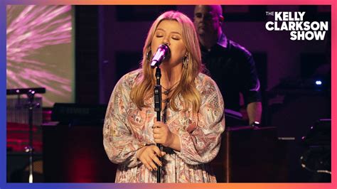 Watch The Kelly Clarkson Show Official Website Highlight Kelly Clarkson Covers Womanizer By