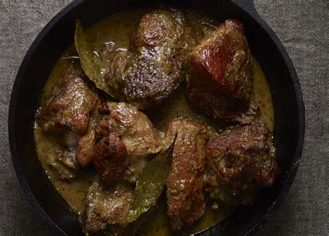 What kind of burritos does pati jinich make? Carnitas | Recipe (With images) | Mexican food recipes ...
