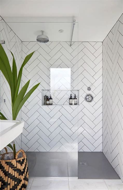 Creative Ceramic Tile Shower Designs To Dress Up Your Bathroom
