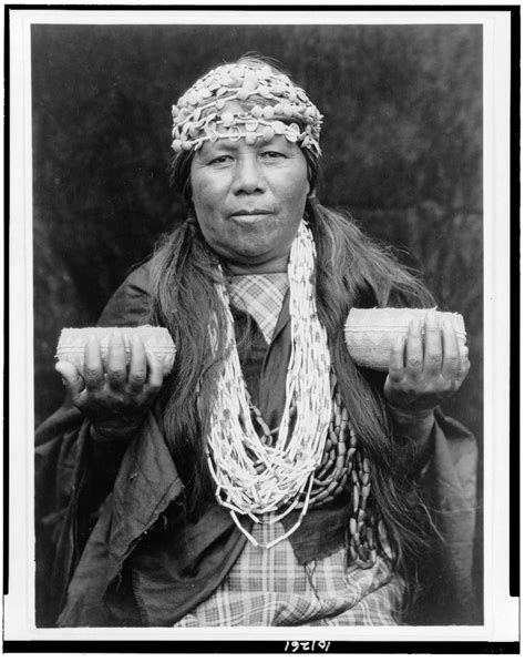 Medicine Woman Shaman Woman Native American History Native American