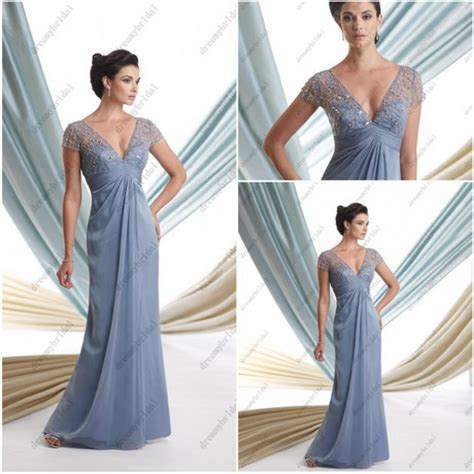 Choose a mother of the groom wedding outfit appropriate for the formality of the wedding. Mother of the groom dresses for beach wedding