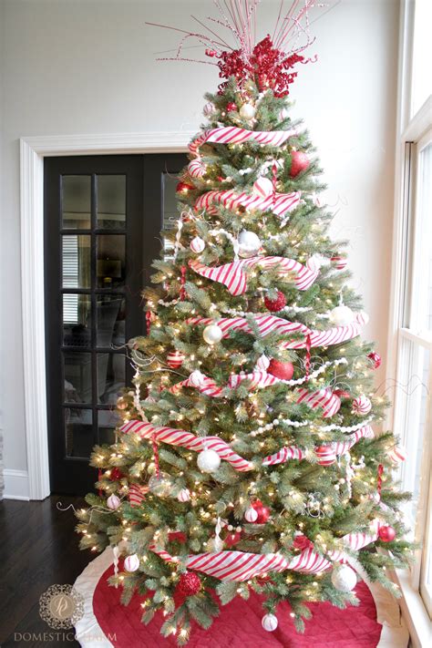 Step By Step Guide To Decorating Your Christmas Tree Domestic Charm