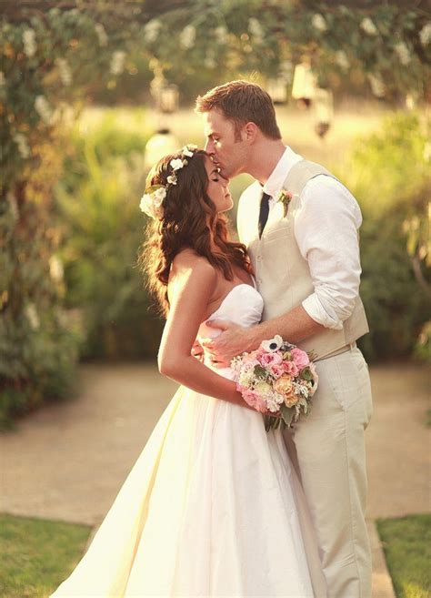 10 increíbles beneficios de casarte realmente joven boda pinterest recién casados pareja