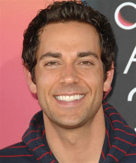 Zachary Levi S Best Hairstyles And Haircuts Celebrities