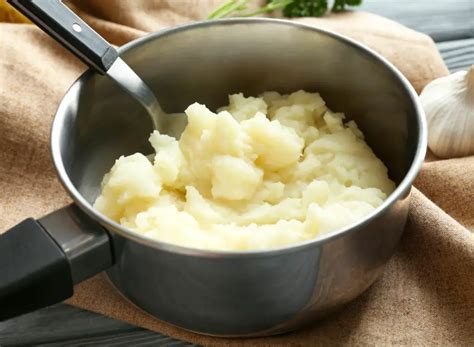 5 easy ways how to get lumps out of mashed potatoes