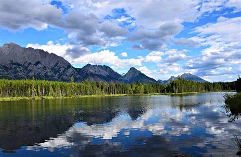 WHY YOU SHOULD SEE THE SPRAY LAKES IN CANADA THIS SUMMER - Travel Bliss Now