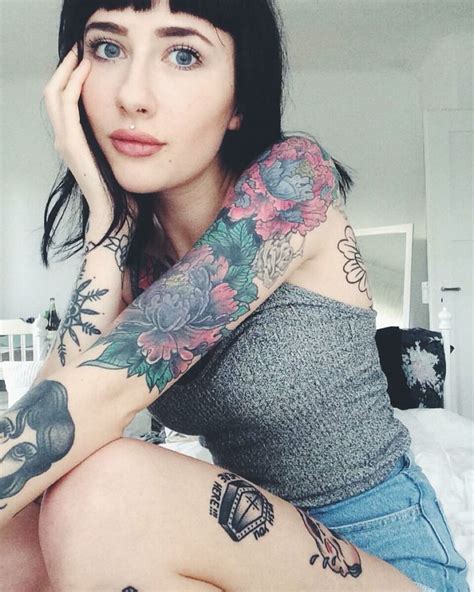 pin on tattooed women