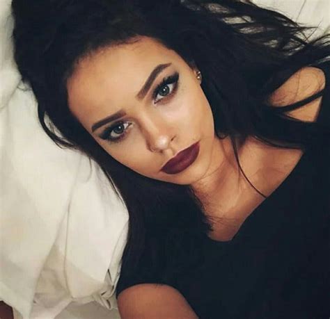 Pin By A R Y A On Makeup Beautiful Black Hair Brunette Makeup Brown