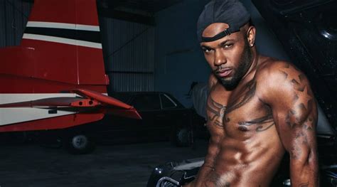 Gay Love And Hip Hop Star Milan Christopher Gets Fully Naked In Racy Spread For Paper