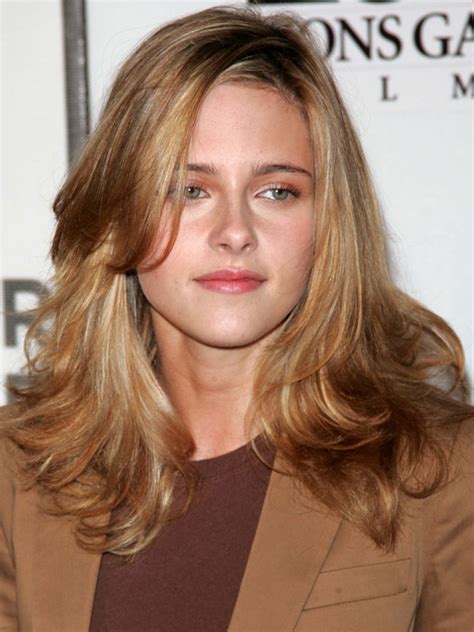 Cristian garin antes y despues. El antes y el después de Kristen Stewart, en 25 'looks'