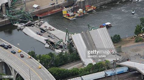 I 35 Bridge Collapse Photos And Premium High Res Pictures Getty Images