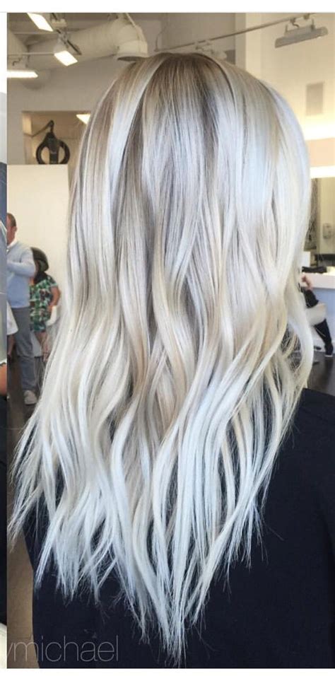 Leave colour mixture on hair for 25 minutes. Fave ice blonde … | Pinteres…