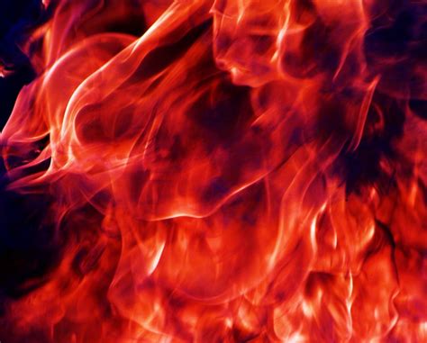 5 Warna Api Berdasarkan Tingkatan Suhu Islampos