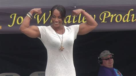 8 Time Ms Olympia Lenda Murray At Muscle Beach Youtube