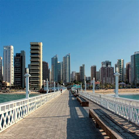 Fortaleza is a major city on brazil's northeast coast, and the capital of ceará state. Guia de Viagem Fortaleza - Organize sua estadia em ...