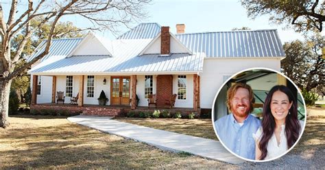 Tour Chip And Joanna Gaines Stylishly Welcoming Texas Farmhouse