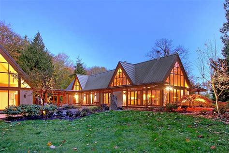 טברובסקי אדריכלות Cabin Chic Mountain Home Of Glass And Wood