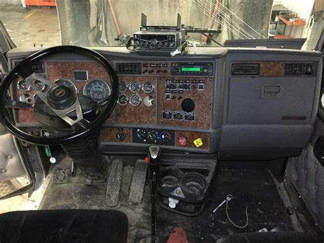 Kenworth T800 Dash Assembly In Sioux Falls Sd 24780856