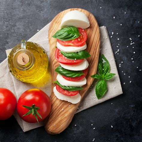 Making a ketogenic dinner couldn't be any easier with these keto recipes for dinner. Vegetarian Keto Diet 30 Day Meal Plan: 90 Ketogenic ...