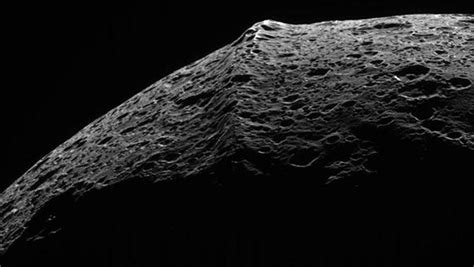 Astronomers Solve The Mystery Of The Ridge Around Iapetus Mit